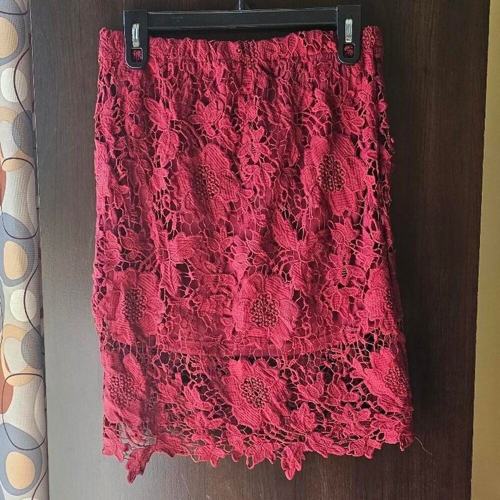 Sans Souci Women's Red and Burgundy Skirt Size Large